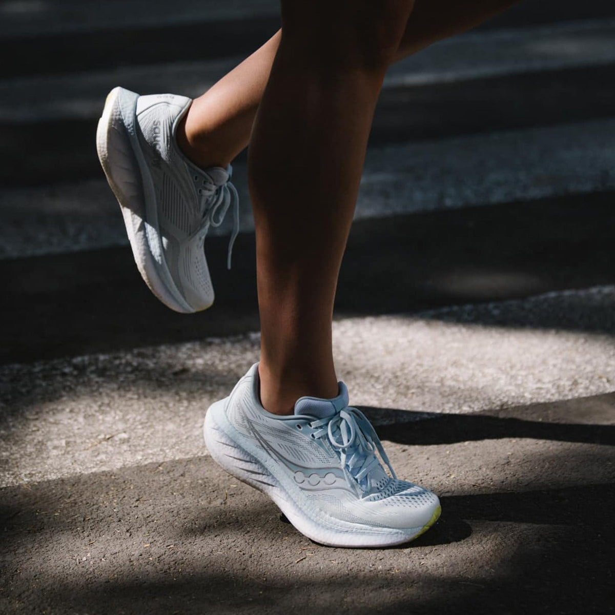 Saucony